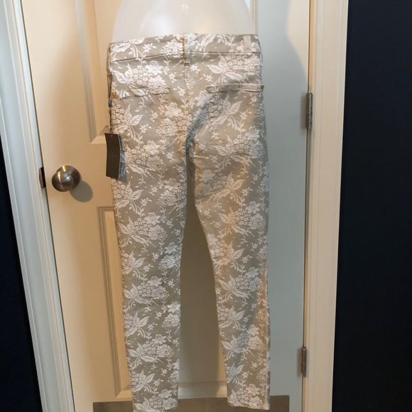 *Host Pick* NWT 7 For All Mankind Skinny Floral Jean - Picture 6 of 9